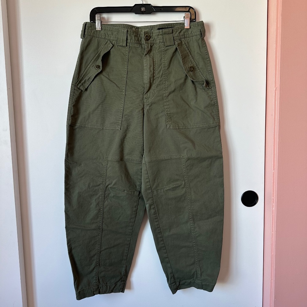 Banana Republic Sage Green Barrel Leg Flight Pant